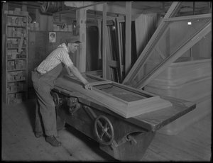 Uniendo el ogee de un ataúd de madera, Oneida, Nueva York, 3 de abril de 1916